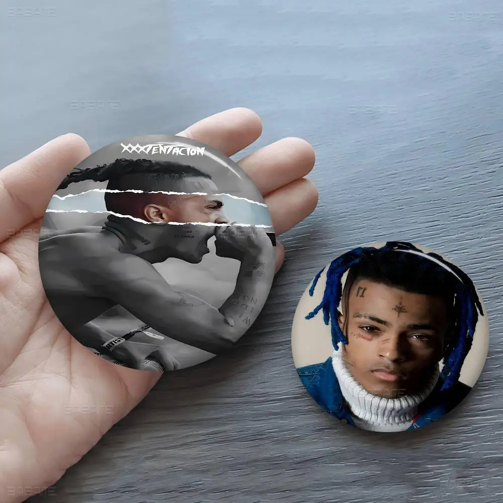 الهيب هوب Z-XXXTentacion فيلم لزجة لينة زر دبوس مشرق مطبوعة أيقونة هدية للأصدقاء شارة طوق بروش التلبيب دبوس معدني #3
