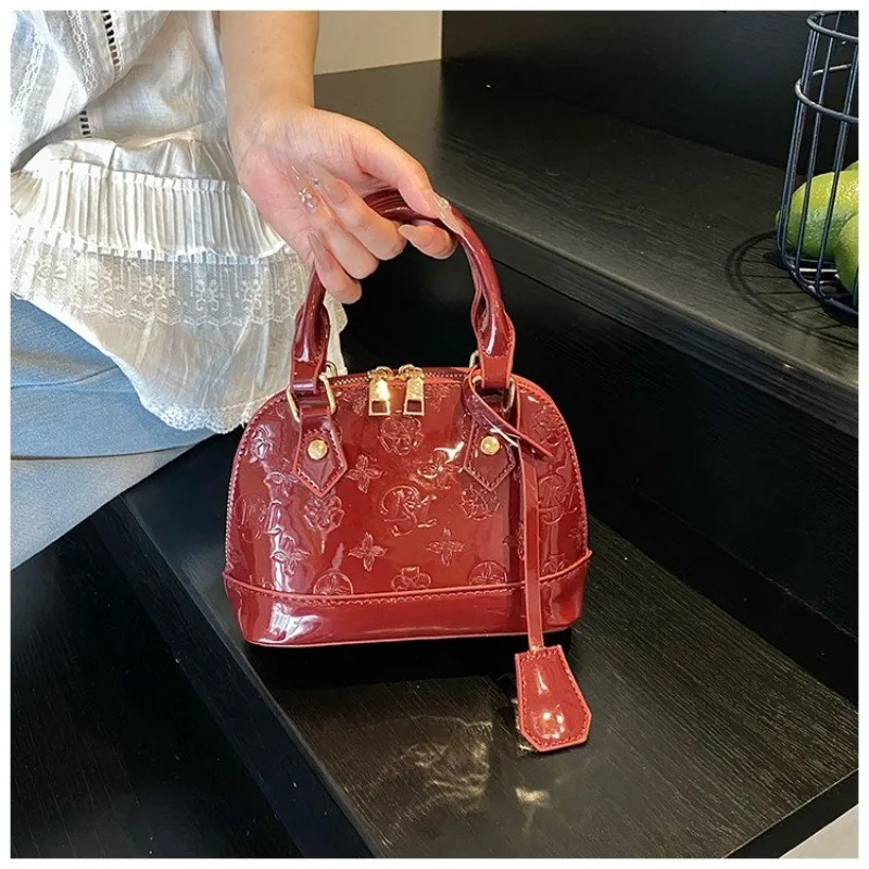 

Minimalist Diaper Bag Unique Leisure Business Casual Simple Vintage Fashionable Bag For Women Crossbody Leather