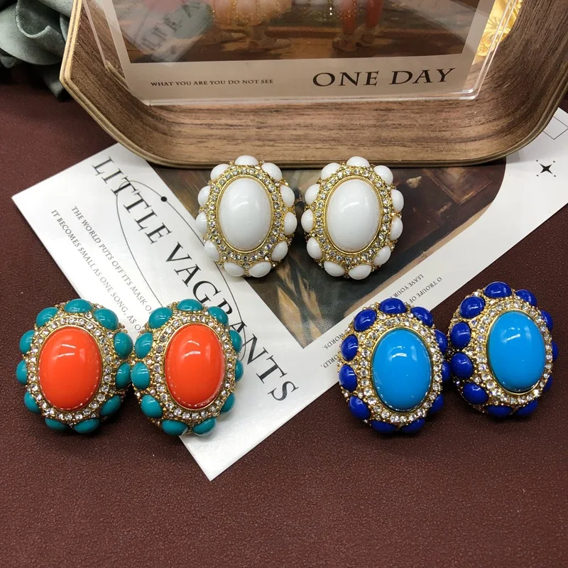 

Middle Vintage Jewelry Colorful Gemstone Earrings Ear Clips Retro Palace Old Temperament Oval Cab Ring Set Versatile Accessories