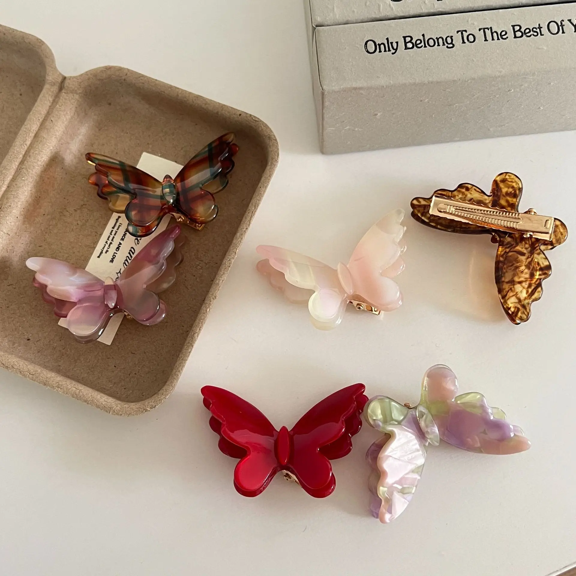 Nuevas pinzas para el cabello de acetato de mariposa colorida pequeña de 5,5 CM, horquilla dulce y elegante INS, pinza para el cabello de cangrejo, accesorios para el cabello para mujeres y niñas