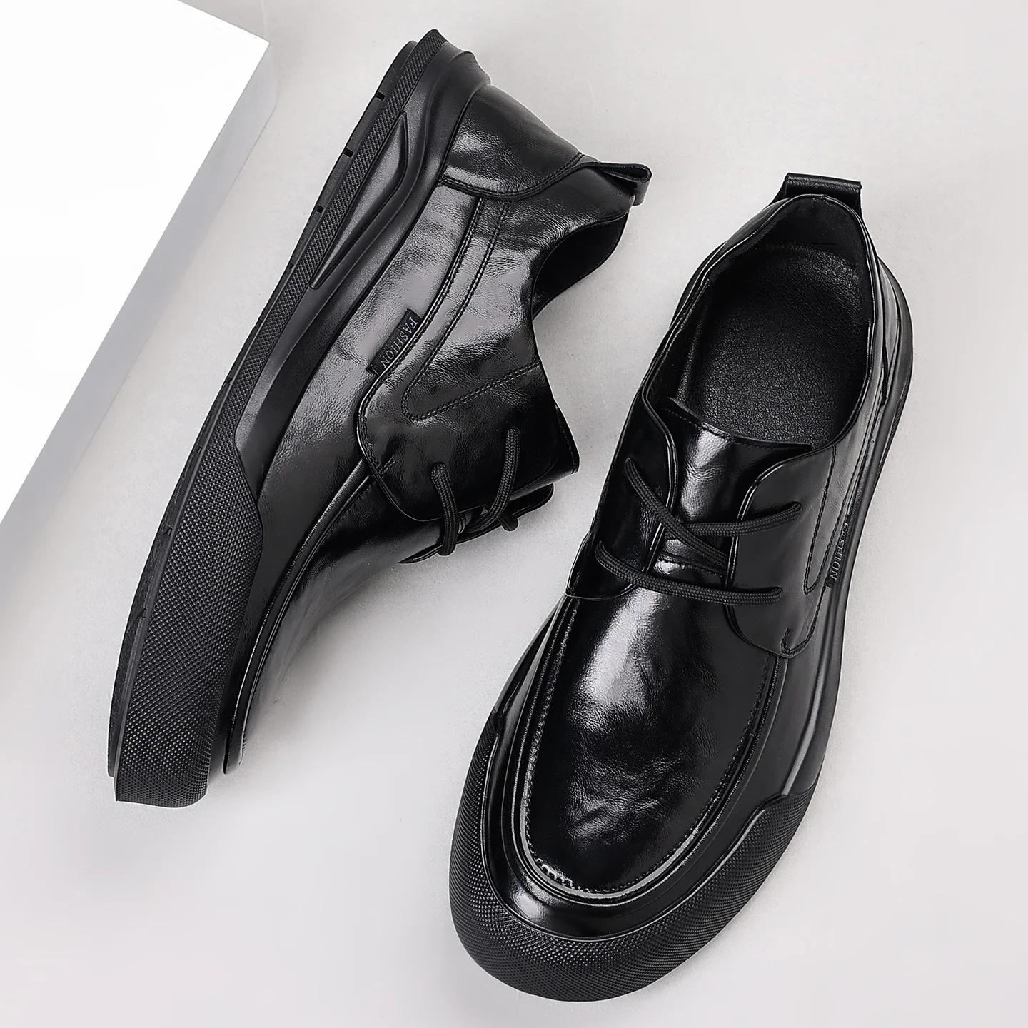 Men's Casual Leather Shoes Men's High-end Breathable First-layer Cowhide Soft-soled Leather Shoes Versatile Business Men's Shoes