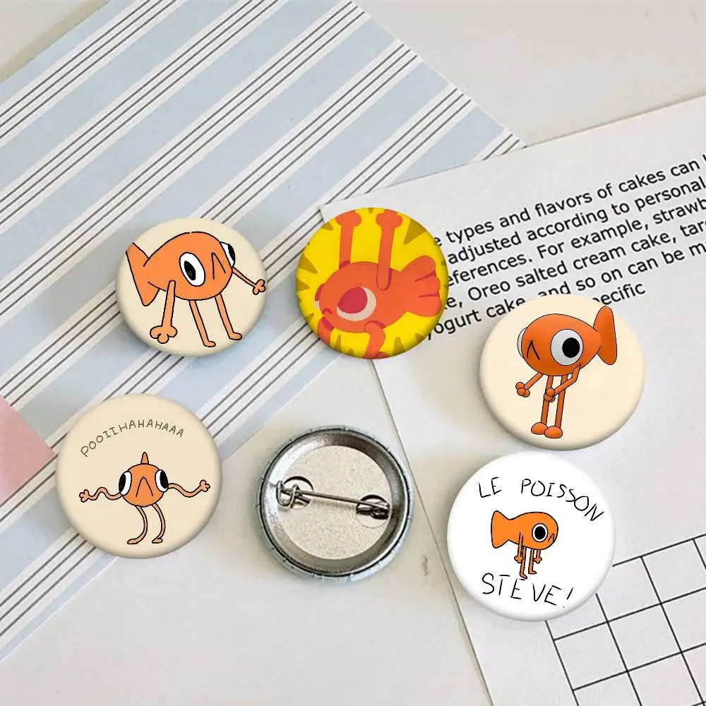 Pin de Solapa Redondo con Meme Viral 'I Love Le Poisson Steve', Broche Creativo, Accesorio para Ropa y Mochila