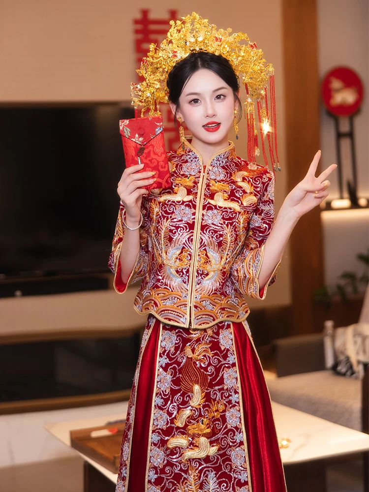 

Slimming Dragon And Phoenix Wedding Dr Chinese Sle Bride's Costume New 2025 Ele Embroidered Polyester Fibre Gown
