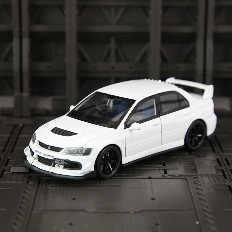 1: 32 Mitsubishi EVO 9 modelo de carro de corrida em liga coleção de ornamentos, portas e capô do motor, porta-malas pode abrir carro de brinquedo