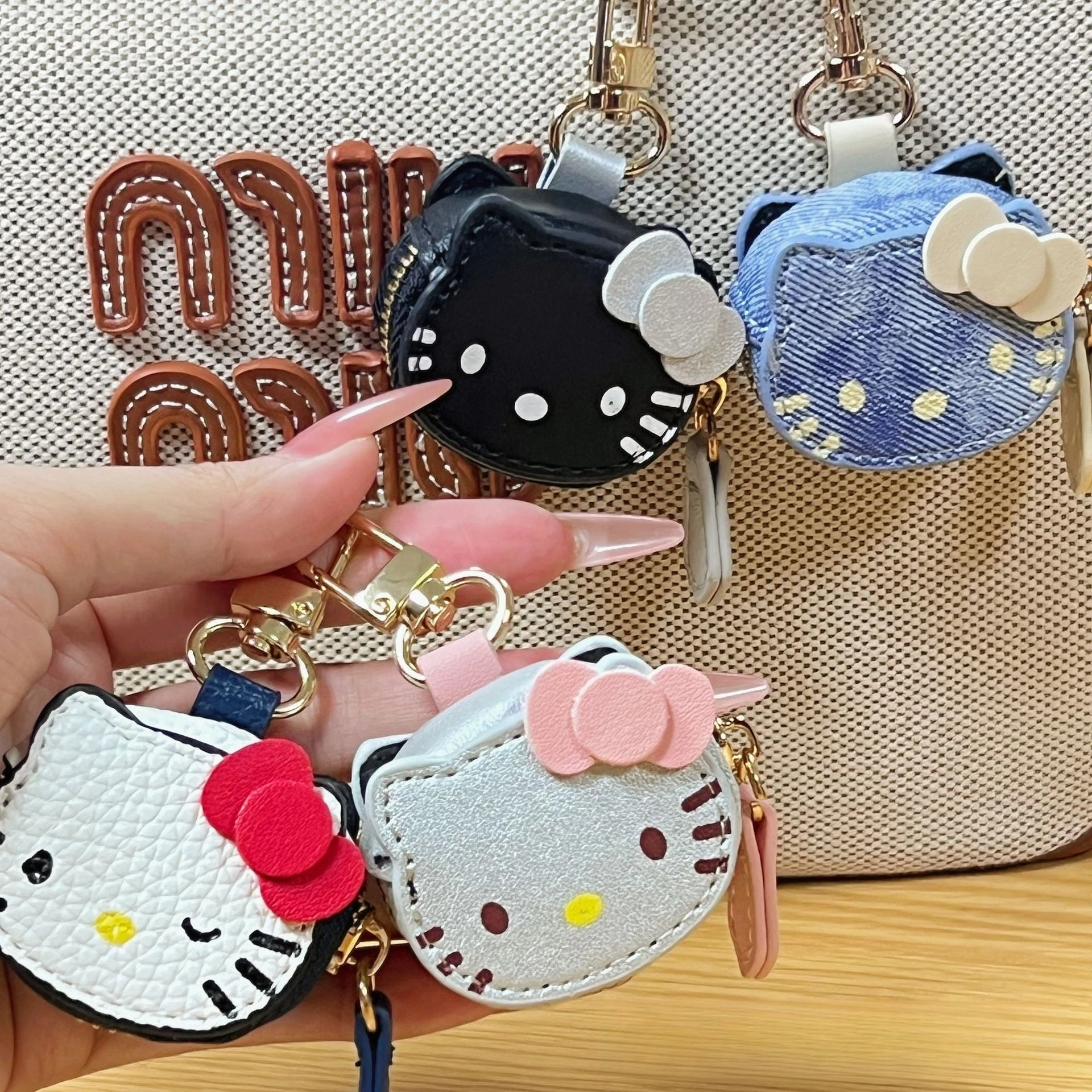 

Miniso мультяшный брелок из искусственной кожи Kidie Cat, подвеска в виде кота KT, подарок, красивая сумка для девочек, подвесной орнамент, подарок для девочки