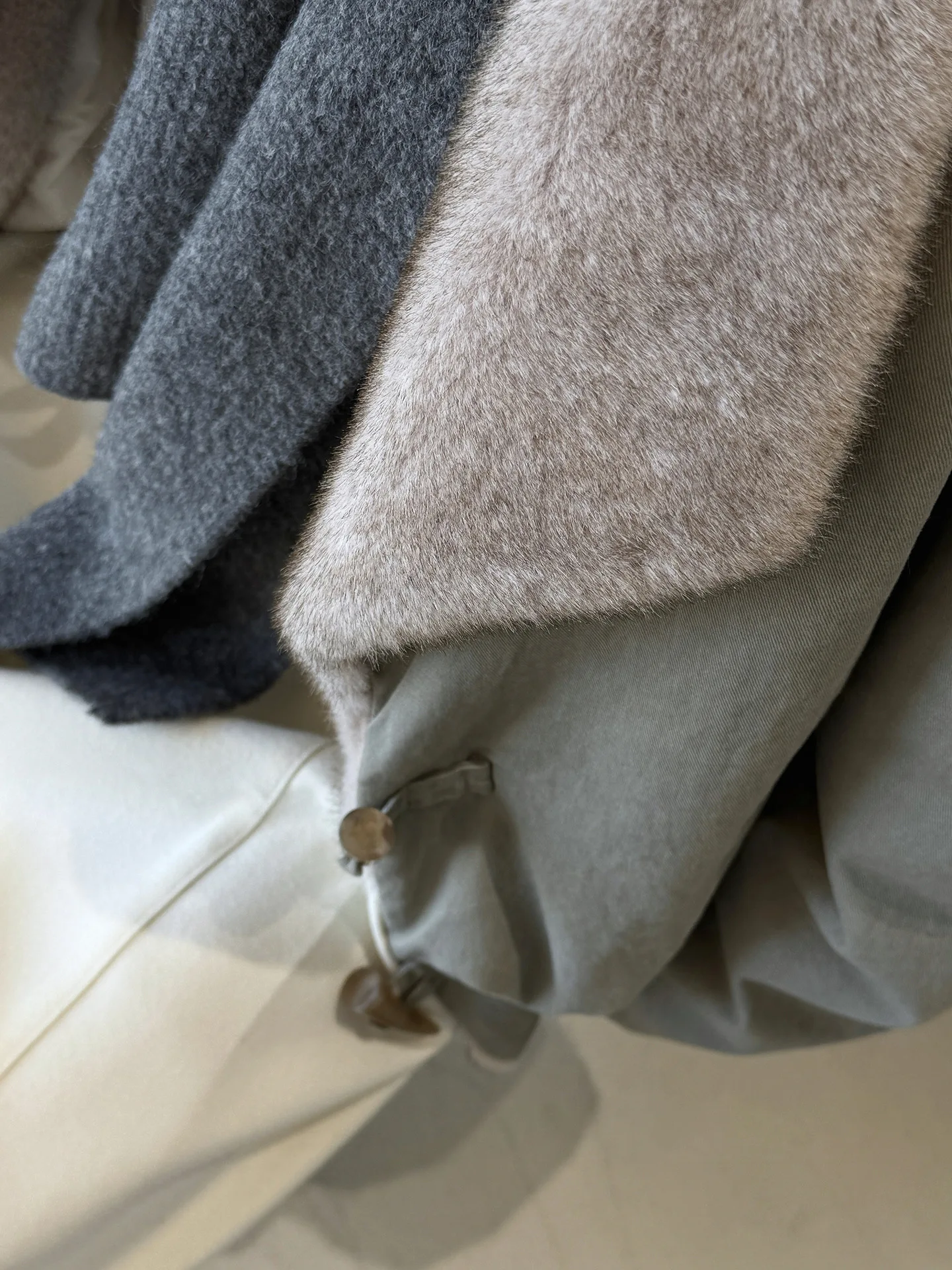 SEIZPROJECTS Winter New Korean Style Fashionable Design Style Lapel Mink Fur down Jacket Comfortable Warm Jacket for Women