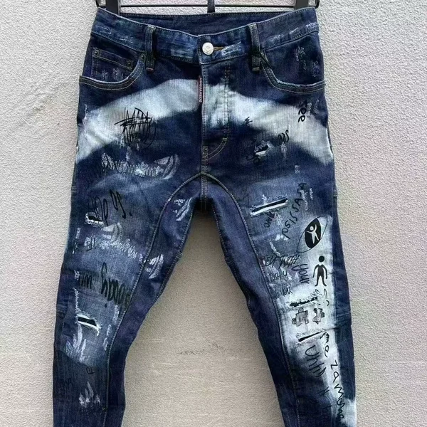 

Trendy Brand Lightweight Splaed Ink D2 Jeans with Little Person Patch Hole Punching Casual Straight Leg Slim Fit Jeans