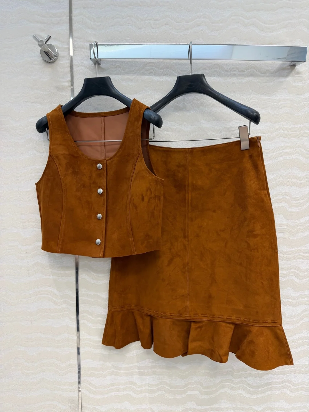 Women's Maillard Style Suede Two Piece Set Sleeveless Single Breasted Short Vest Ruffled Mini Skirt Suit
