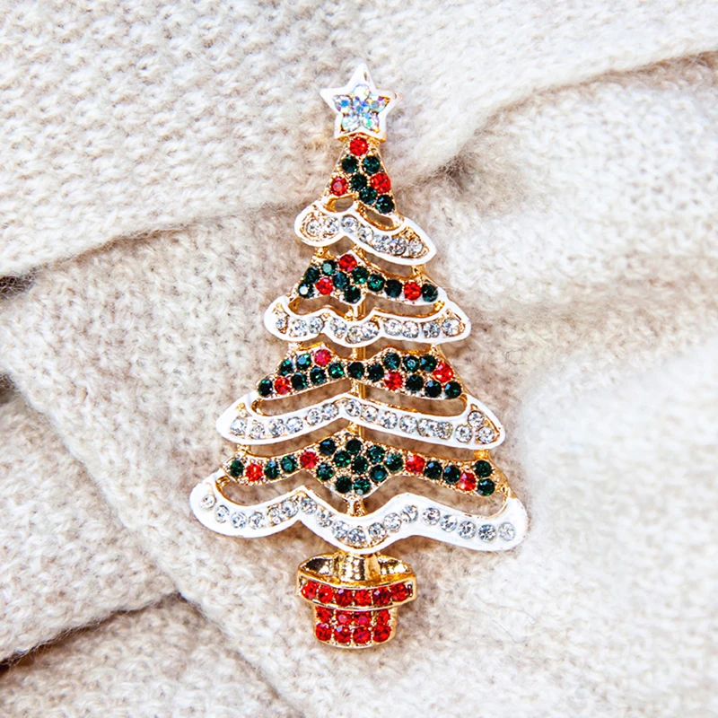 Exquisite Christmas Tree Brooch For Women Rhinestone Trendy Jewelry Green Enamel Xmas Navidad Coat Dress Pins Wedding Party Gift