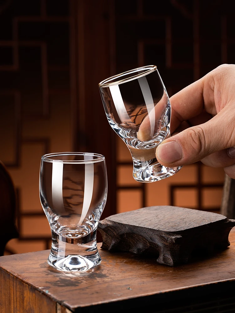 

Роскошный набор стеклянных чашек для белого вина. Хрустальные чашки для ликера на высоких ножках. Маленькие пивные бокалы для домашнего использования. Премиум-качественная разделительная наливка...