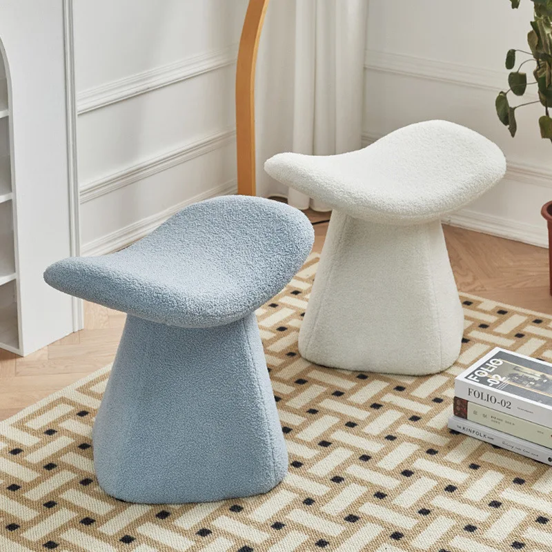 

Joylive Home Lambskin Crescent-shaped Stool Dressing Stool Makeup Chair High-end Entrance Shoe-changing Stool