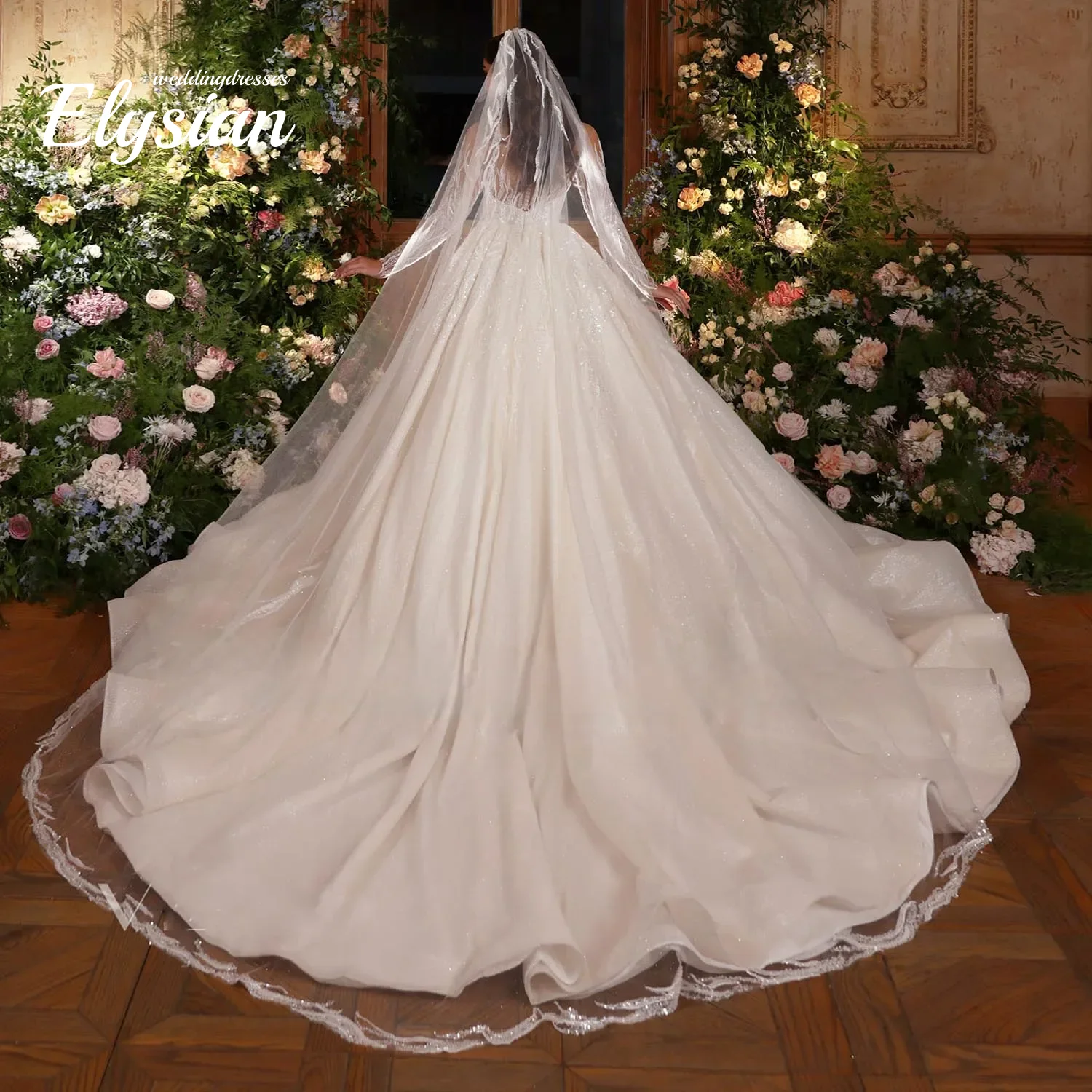 Customized Robe De Mariee Long Sleeve Ball Gown Wedding Dresses O-Neck Glitter  Illusion Back Vintage Vestido De Noiva