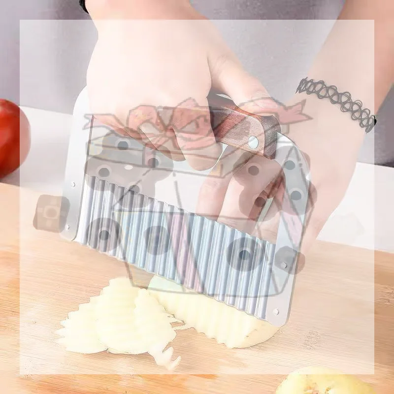 

【CC】Stainless Steel Wavy Potato Cutter With Wooden Handle Crinkle Vegetable Slicer For Home Kitchen Food Vegetable Cutting Tool