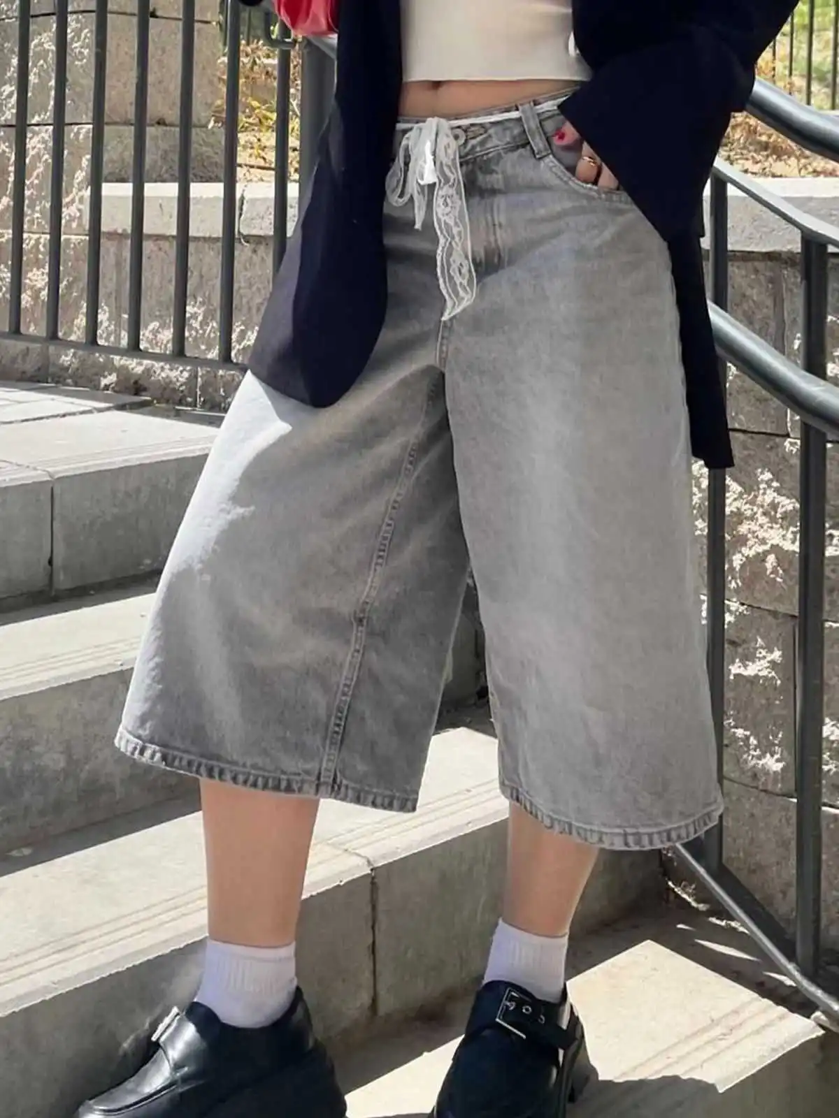 

Women's Rendy Knee-Length Denim orts Low-Waisted Stretchy Casual Pants Cleanfit Sle PVC Material for Middle-Aged Women