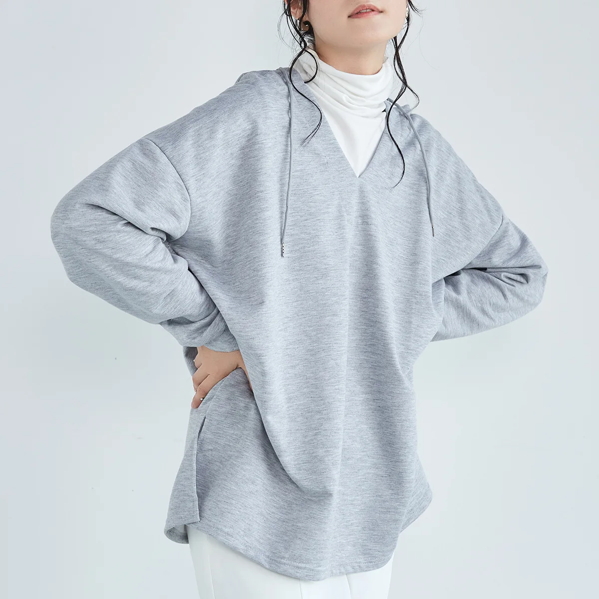 Women's College Style Loose Fit Overhead Shirt Casual Student Hoodies Long Sleeve T-shirt Autumn  Fashion Irregular V Neck Top
