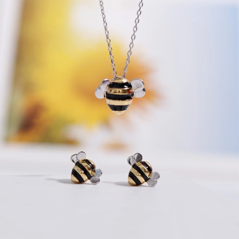 Sole Memory Cute Bee Clavicle Chain 925 Sterling Silver Necklace For Women Jewelry Party Birthday Gift NE006 view 2