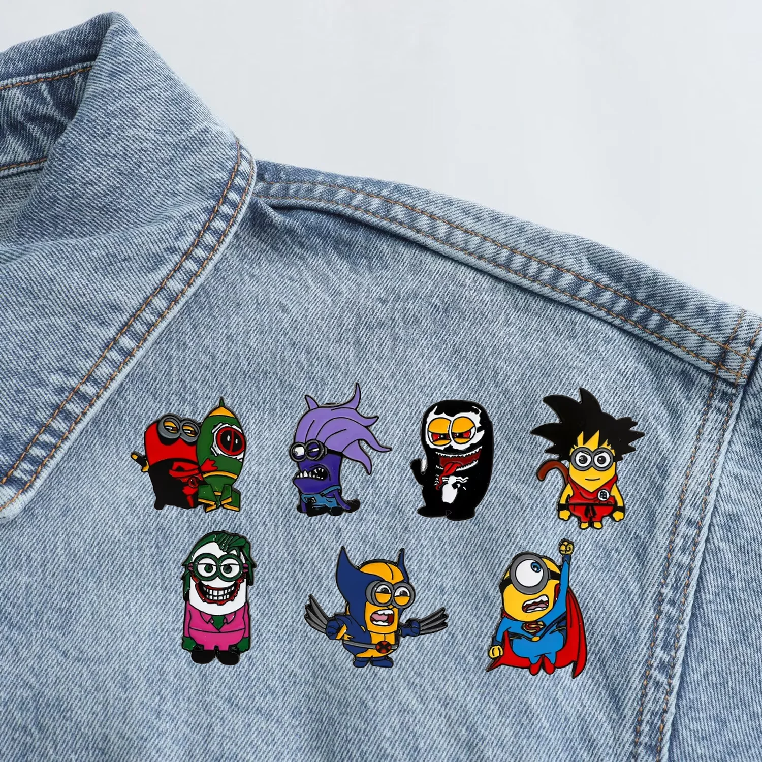 

1 Set European and American Film and TV Cartoon Character Metal Badges Superman Minions Superhero Design Minions Alloy Pin