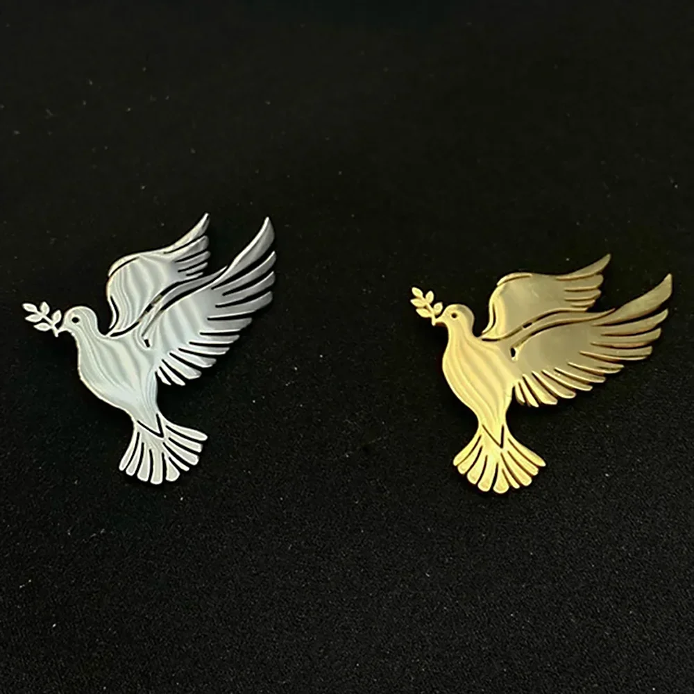 Exquisite Dove of Peace Charm Brooch Stainless Steel Men Suit Shirt Pins Cute Women Sweater Pigeon Badge Couple Holiday Gifts