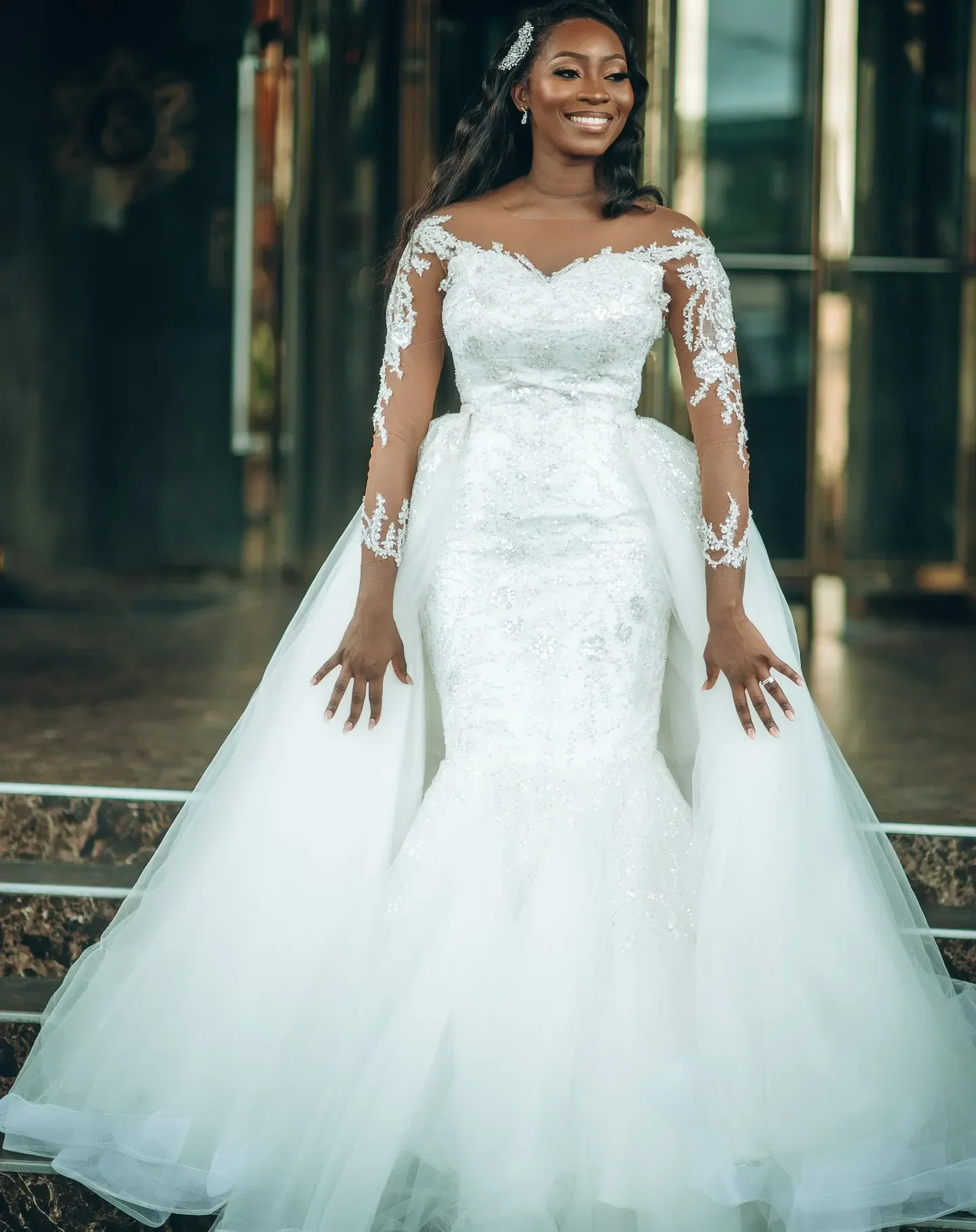 

Flavinke Customized Sheer Neck Sequins Appliques Mermaid Wedding Dresses with Removable Skirt Long Sleeves African Bridal Gowns
