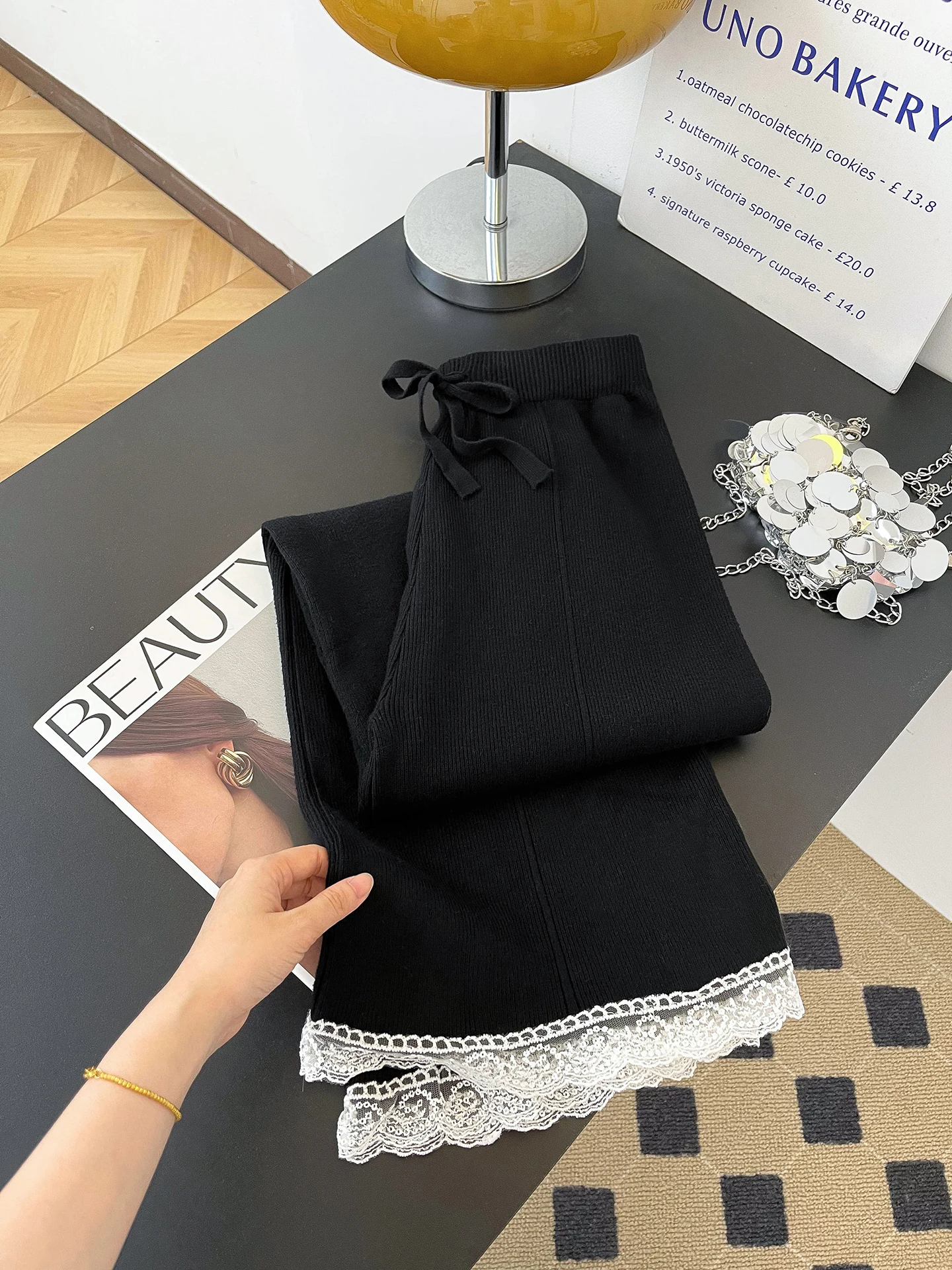 

Женские трикотажные брюки Pure Desire с кружевной отделкой, осенние, свободные, драпированные, с широкими штанинами, повседневные, прямые, длинные