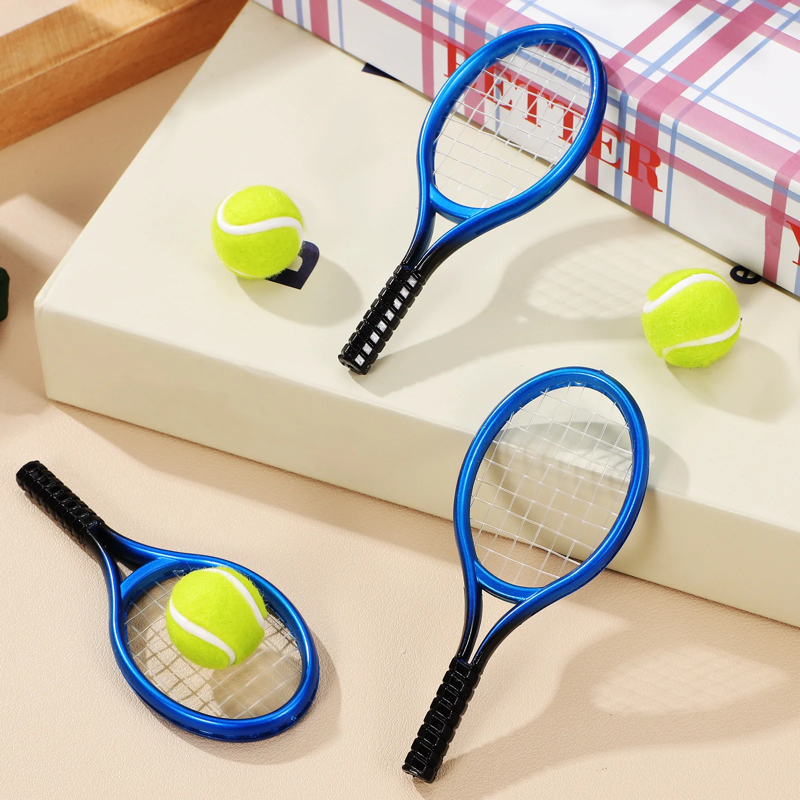 

4 set Mini Tennis Set Portable Keychain Decor Sturdy Plastic For Party Gift Miniature Kit Tennis Accessories Women