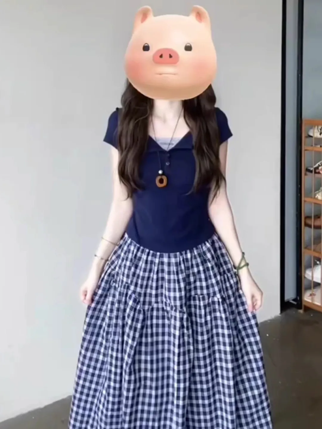 

Корейский модный комплект: юбка с высокой талией и топ с коротким рукавом, V-образный вырез, длинные брюки, лето 2025