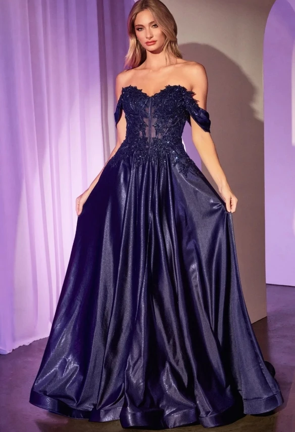 فستان الأم الأنيق على شكل حرف A مع الزهور