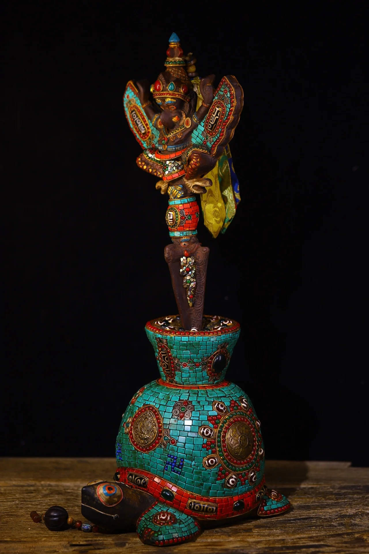 

21"Tibetan Temple Collection Old Natural Meteorite Mosaic Gem gZi Beads Turquoise GARUDA Vajra Phurpa Turtle Base Worship Hall