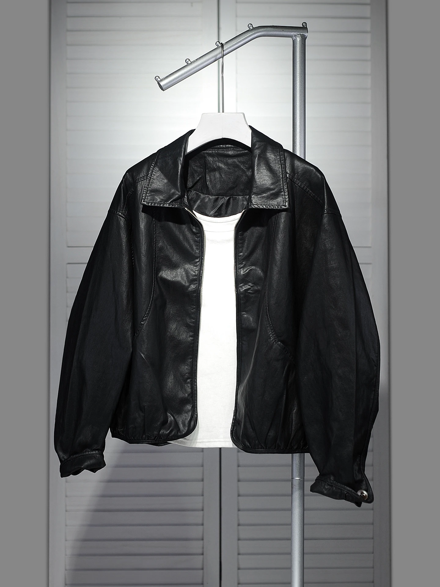 or-femmes-en-cuir-jaet-2025-automne-hiver-nouveau-sle-coreen-sle-ape-sens-manteau-en-cuir-premium-sensation-ort-matelasse