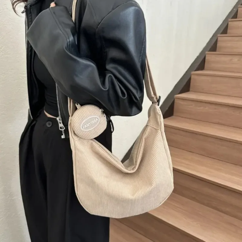 

Combination bag corduroy women's shoulder bag, adjustable shoulder strap, large capacity suitable for commuting and shopping