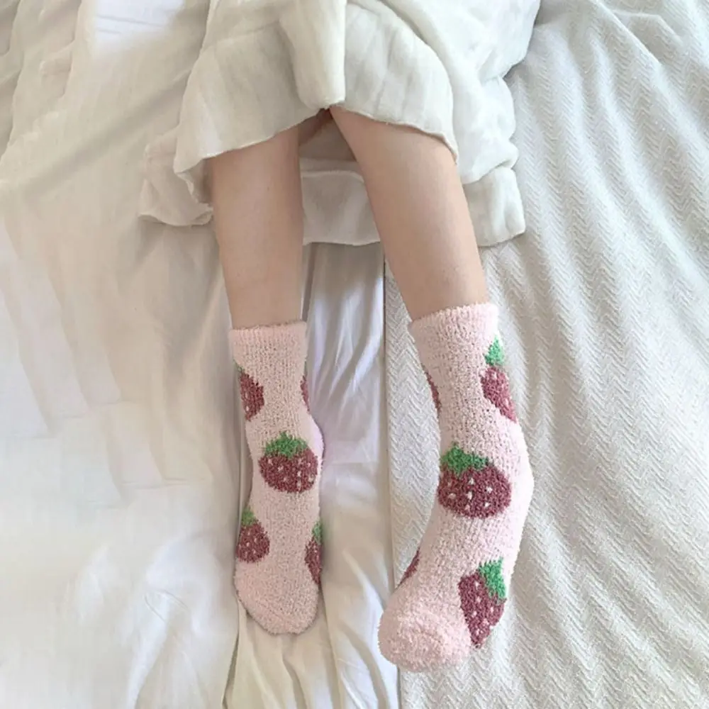 

Sweet Thickened Coral Fleece Socks Winter Sleeping Floor Plush Socks Hosiery Flower Strawberry Warm Socks Women Winter