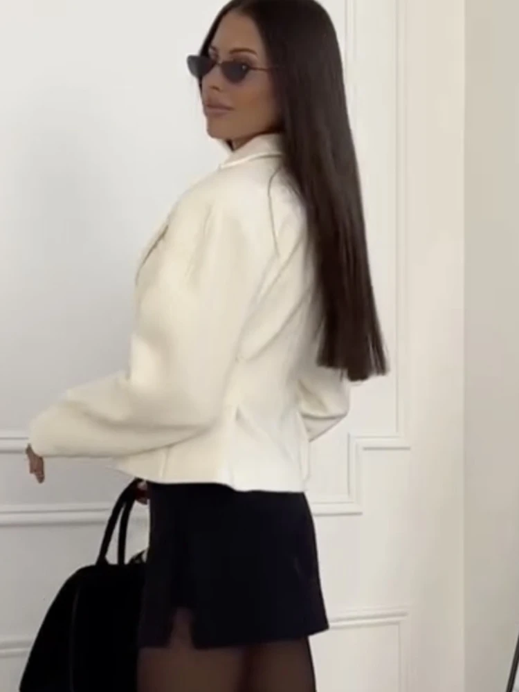 Рисунок 6 - Элегантный костюм Tossy