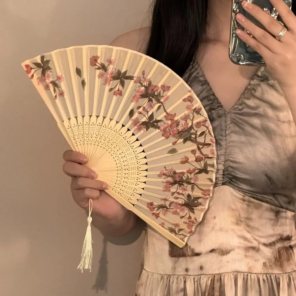 Vintage Style Chinese Japanese Folding Fan Colorful Plastic Shank Classical Dance Fan Fan Han Clothing Accessories Folding