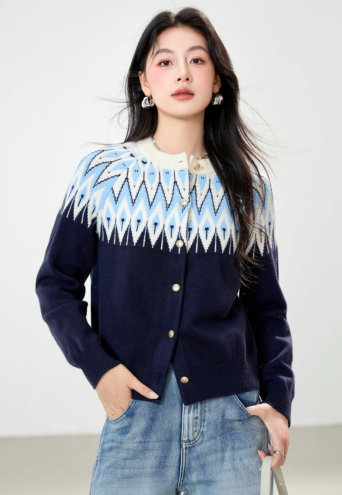 

Жаккардовый вязаный кардиган Fair Island с круглым вырезом и капюшоном, новогодний халат, весна 2029, новая коллекция, женский внутренний свитер