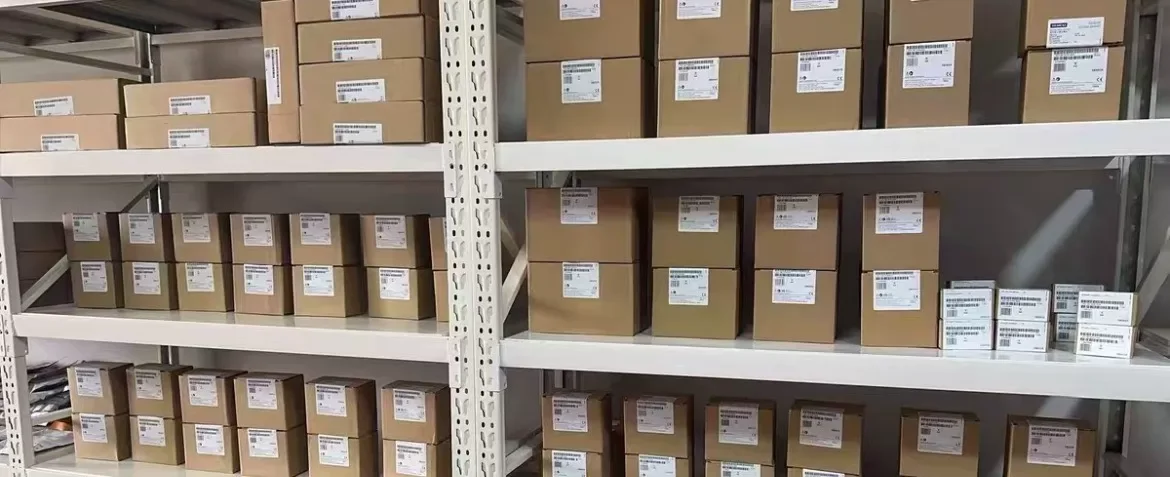 NBB20-L2-E2-V1 NBB20-U1-E2 New In Box PLC Inductive Proximity Sensor Industrial Detection Switch Automation Spare Parts view 3