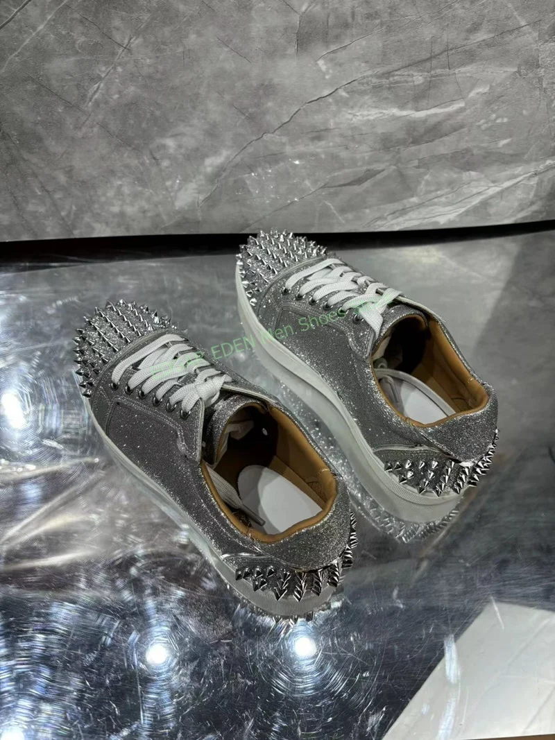 

Fashion Men Woman Unisex Spike Silver Leather Shoe Male Flat Heel Lace Up Round Toe With Rivet Female Spring Autumn Casual Shoes