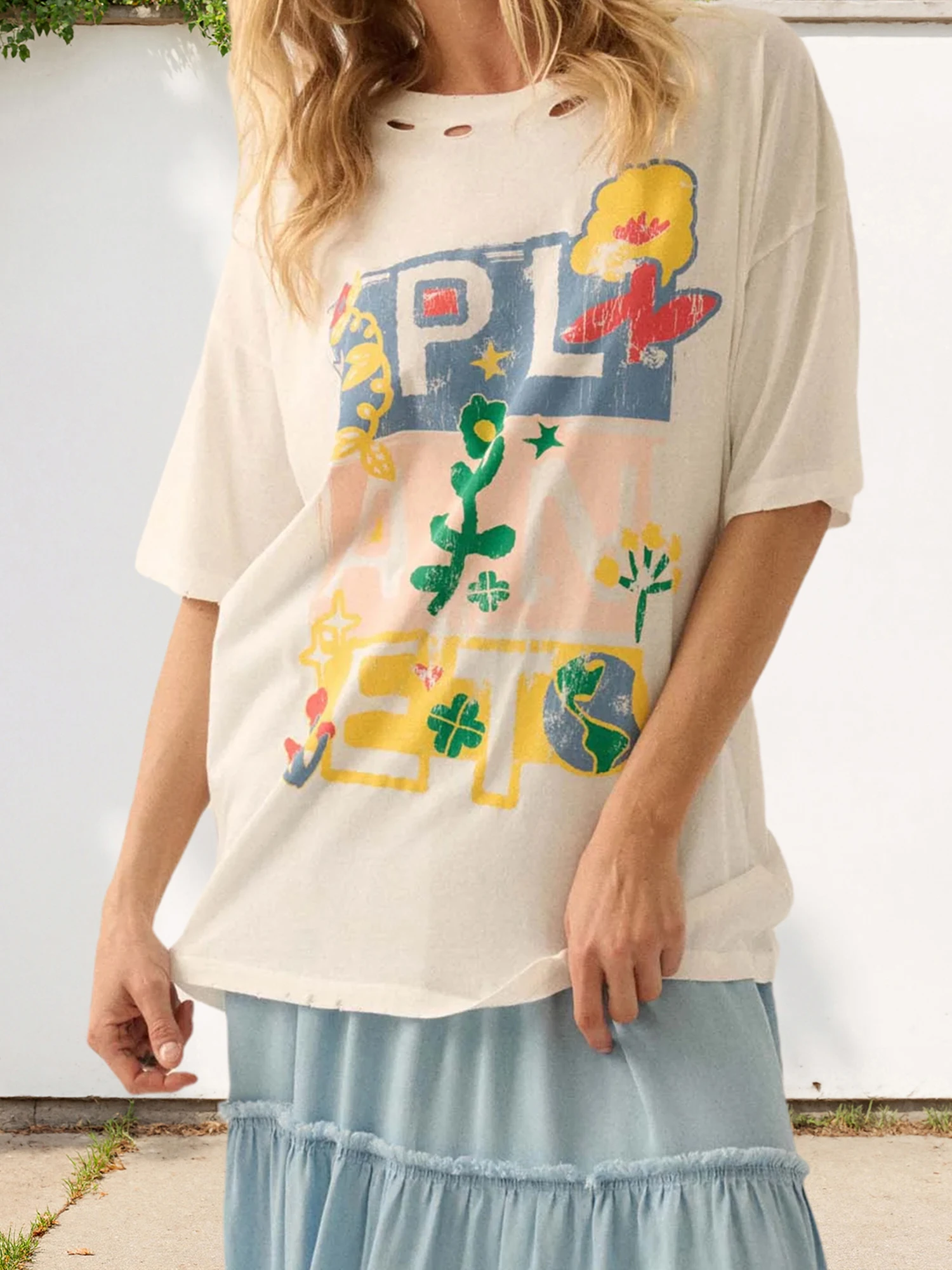 Sommer-Freizeitoberteile für Damen, kurzärmelig, V-Ausschnitt, geometrischer Druck, entspannte Passform, Bluse mit Rüschendetail