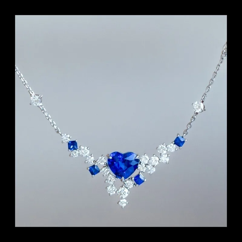 جديد ضوء فاخر محاكاة سريلانكا الياقوت القلب قلادة المرأة، مطعمة مع الحب الأزرق الملكي قلادة مجموعة سلسلة