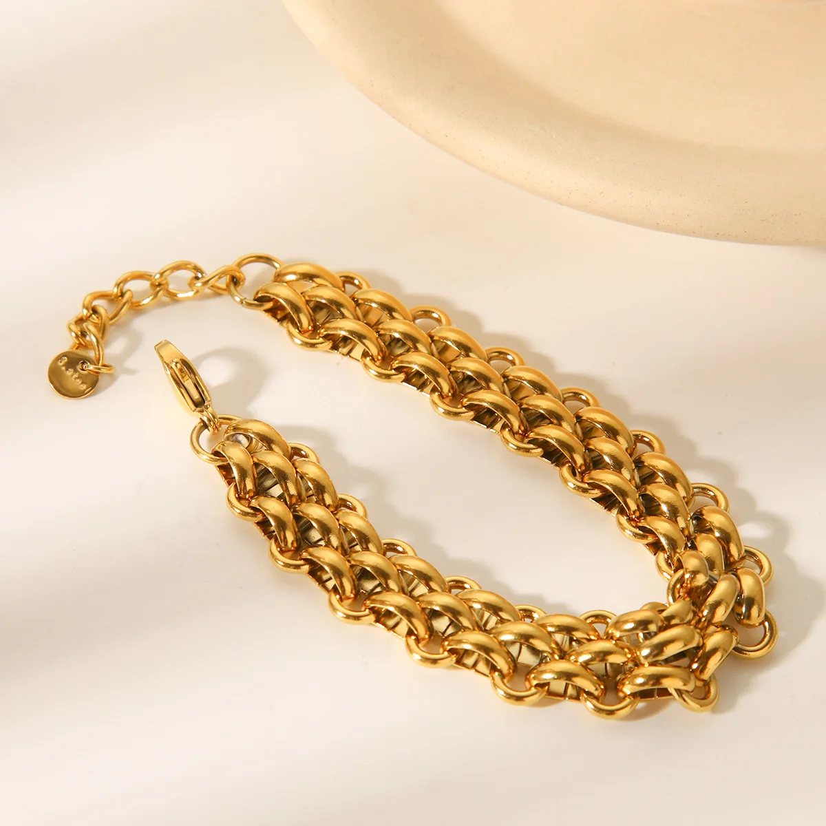 

Stylish Ring Buckle 18K Gold Braided Bracelet for Women, Fashionable Unique Trendy Titanium Steel Hand Jewelry