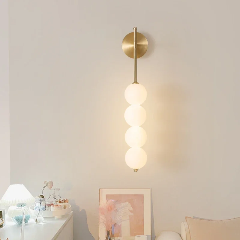 Lampada da parete nordica con zucca a vento minimalista LED luce bianca lattea per soggiorno studio camera da letto comodino decorazione della casa