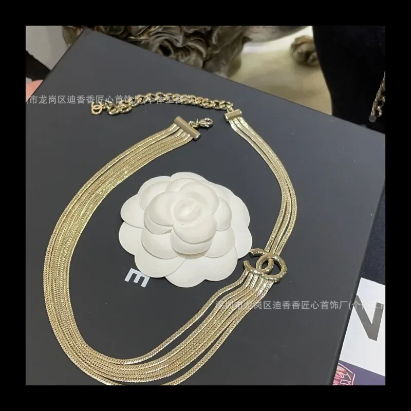 

Seiko пара модное универсальное ожерелье с буквами темперамент ретро змеиная кость узор цепочка носить цепочка ожерелье женский прилив