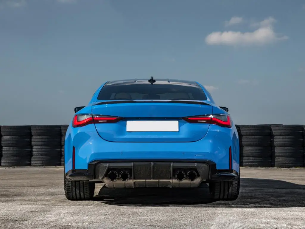مناسبة لسيارات BMW G82 M4 2021-2022 فاصل BUPMER الخلفي من ألياف الكربون