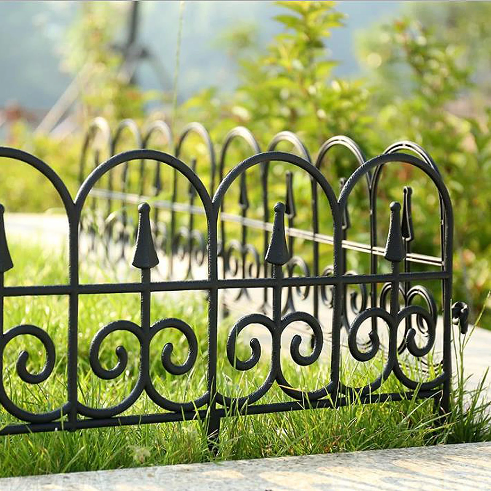 

European Style Plastic Fence 5pcs Dog Barrier Metal Landscape Lawn Edge Border Outdoor Patio Wire Yard Decorative Garden