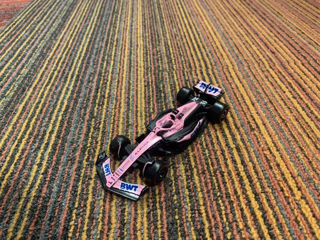 

1:43 Bburago Alpine F1 Team A523 BWT Pink Version #10 #31 Model Car Toys Diecast Formula Racing Alloy Luxury Vehicle Kids Gifts