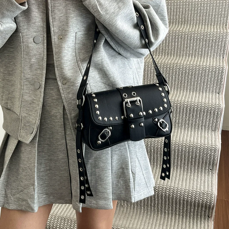 

Trendy Punk Style Armpit Bag Large Capacity Underarm Bag Vintage Style Handbag Rivet Design Shoulder Bag For Women