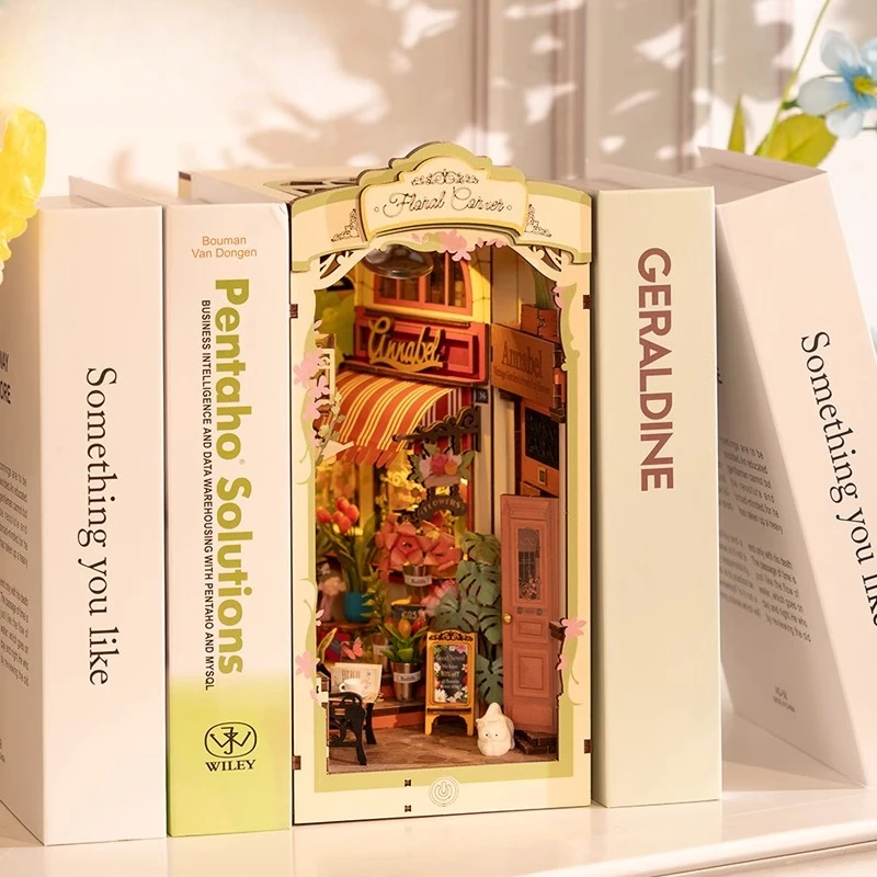 

Shuli DIY three-dimensional book handmade wooden assembly drawing creative hut house model tabletop ornament