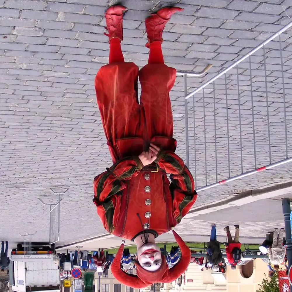 

Костюм шута в средневековом стиле для мужчин, изготовленный на заказ, для Хэллоуина, ролевых игр, с шляпой, брюками и верхом.