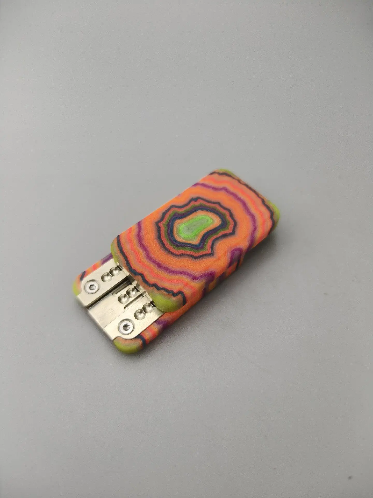 Used EDC Yedc Flower Wheel Luminous Mechanical Pig Nose Mechanical Push Card EDC Metal Decompression Toy