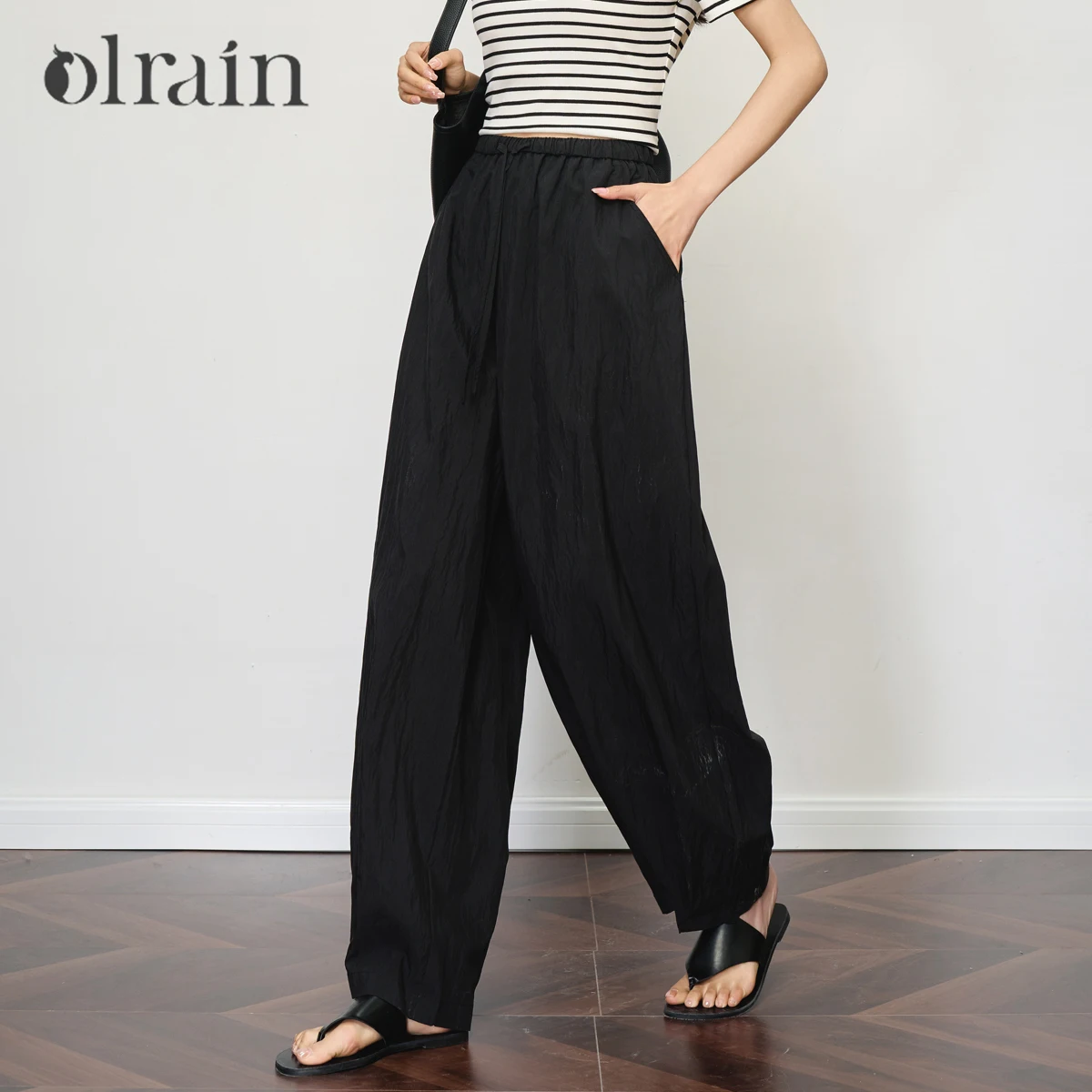 

OLrain Summer 2026 Women's Bloomer Casual High Waist Loose-fitting Pleated Pants Wide-legs Trousers Woman Clothes O57XK99685