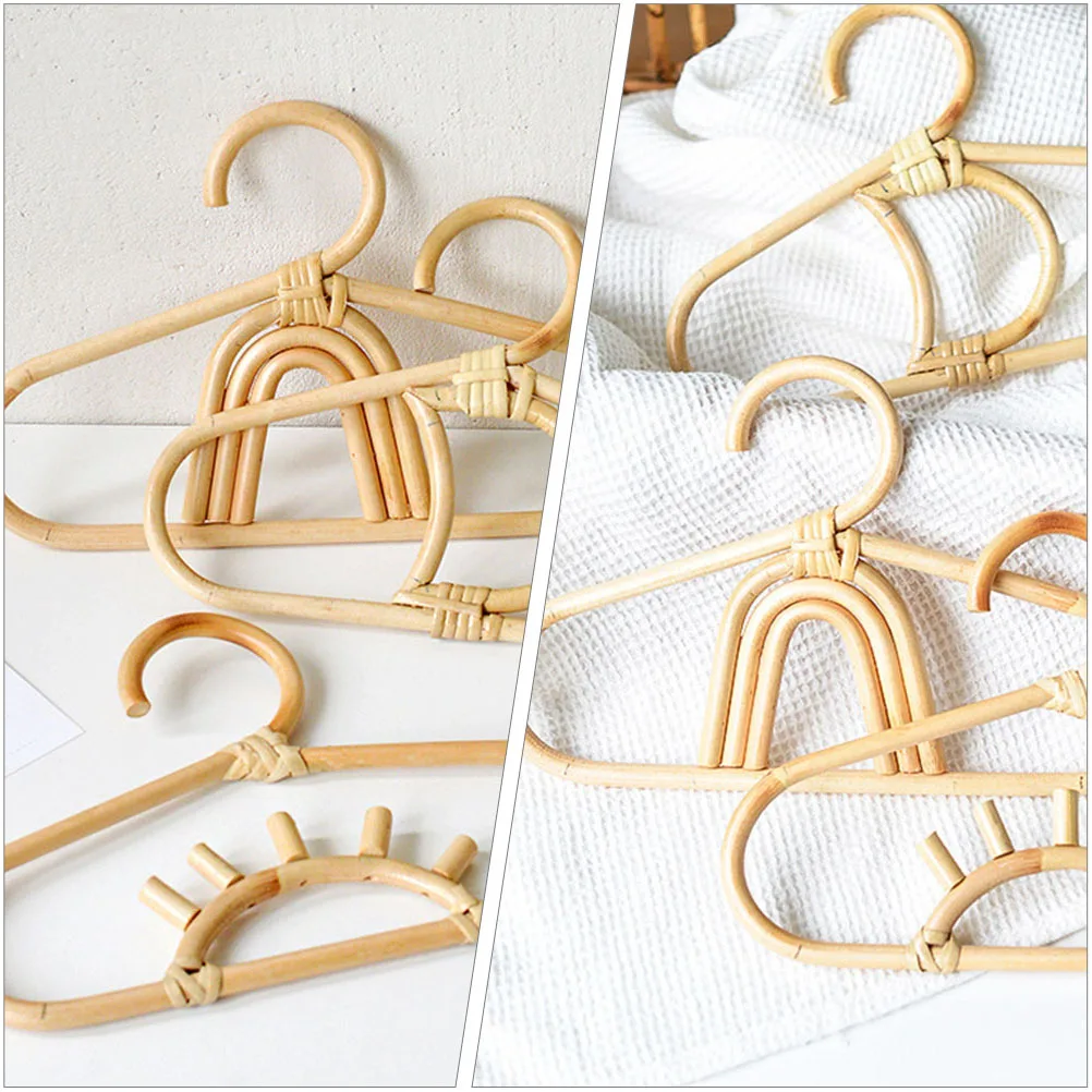 

Rattan Clothes Hanger Compact Hanger Smooth Surface Nursery Closet Rack Rainbow Clothes Hangers
